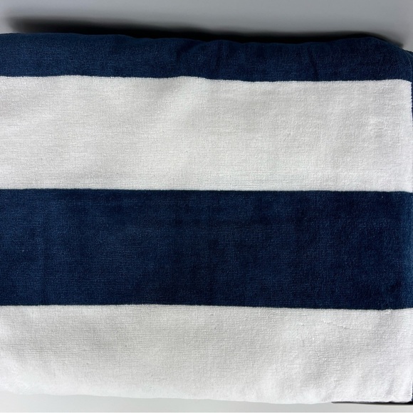 Brooks Brothers Pool Beach Towels Navy White Oversized 40 x 70 Striped 2 pc NEW - Picture 4 of 9
